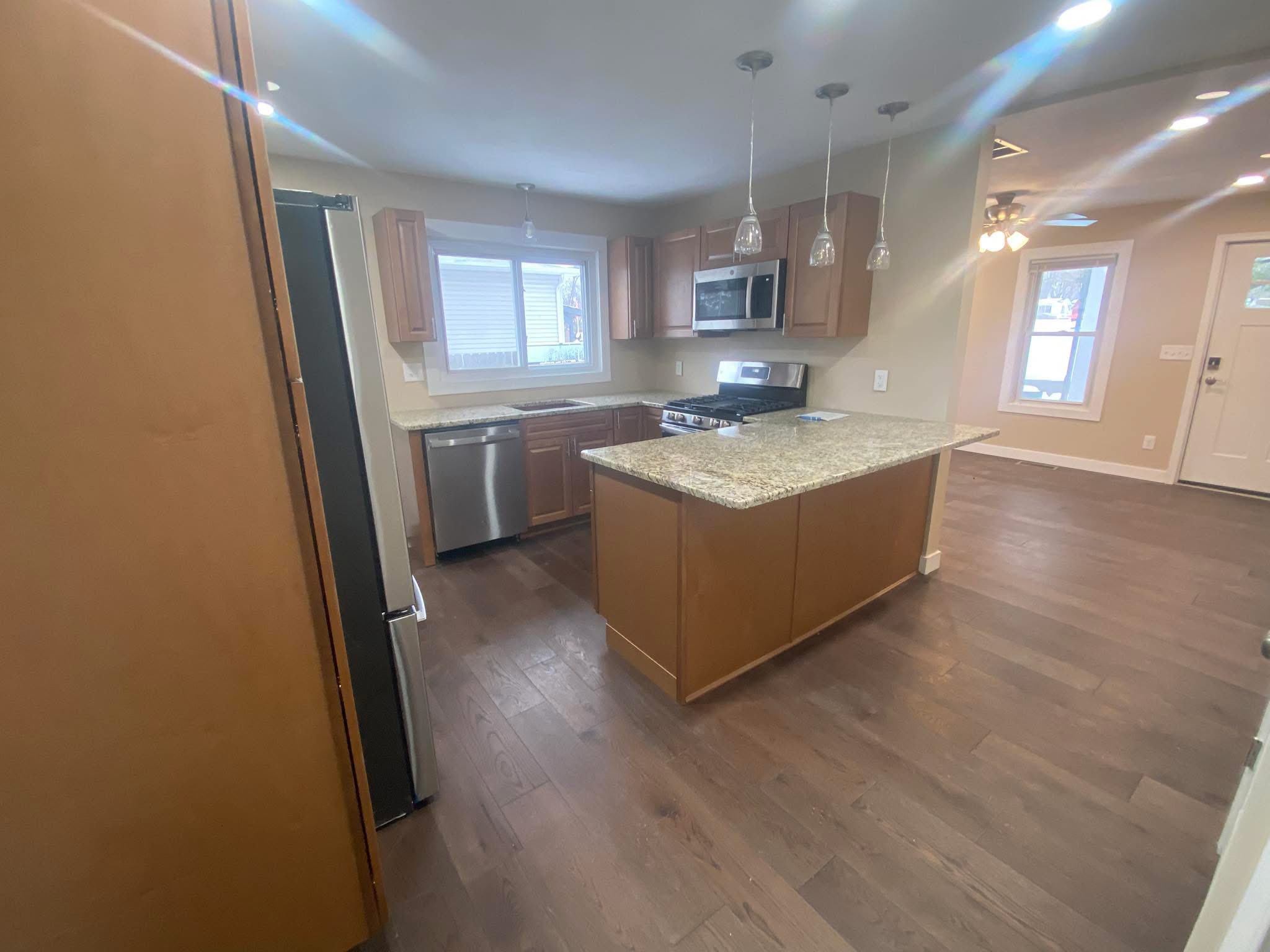 Contemporary Traditional Kitchen Remodel by Crews Professional Building LLC project photo